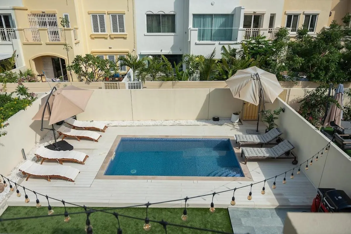 Luxurious 3-Bedroom Villa With Private Pool At Springs 10 Dubai