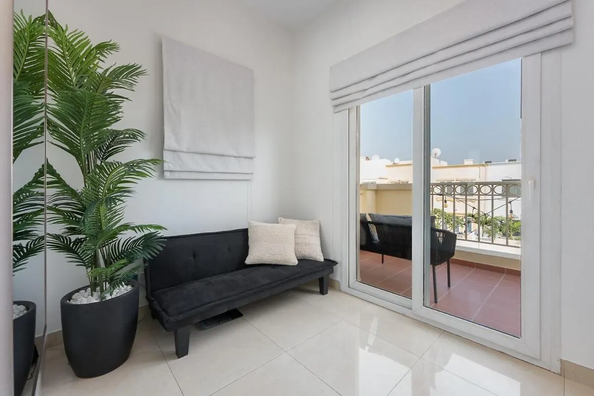 Luxurious 3-Bedroom Villa With Private Pool At Springs 10 Dubai