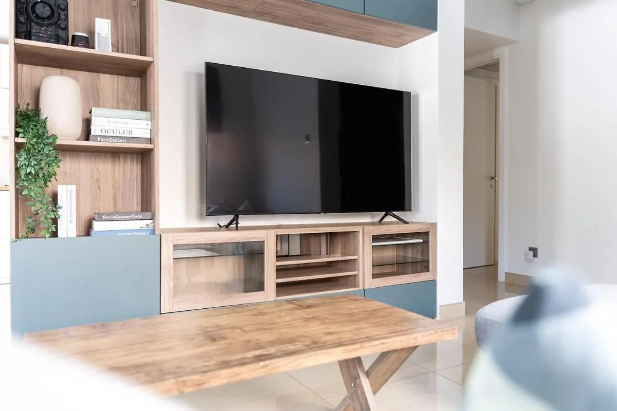 Luxurious 3-Bedroom Villa With Private Pool At Springs 10 Dubai United Arab Emirates